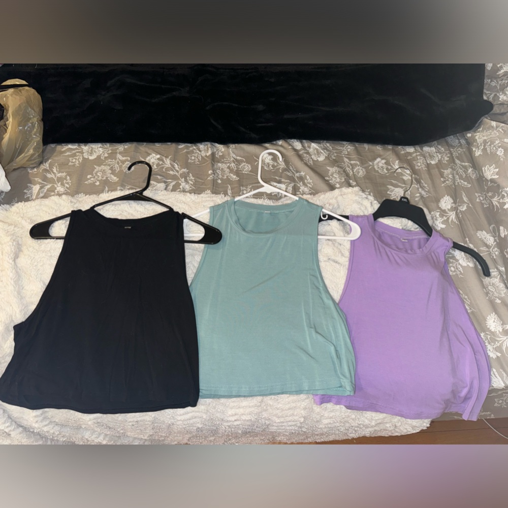 Tank Top Bundle - image 1